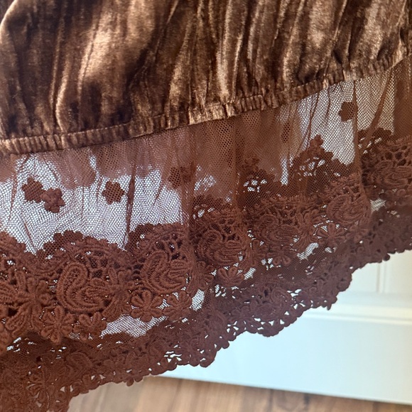 Blue Velvet Elegant Boho Velvet Wide Leg Lace Bottom Pants - Picture 4 of 7